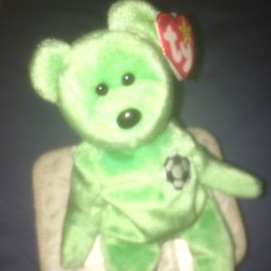 RARE TY 1998 Beanie Baby Green KICKS Original MINT Condition with Errors on Tags